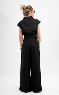 Black linen crop top avant garde clothing, Linen blouse women short sleeve, Womens linen top, Goth shirt for women