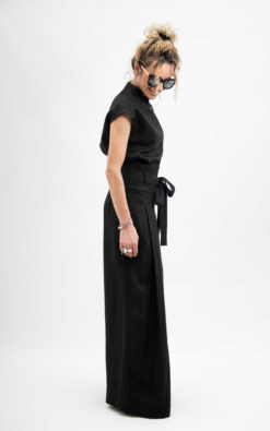 Black linen crop top avant garde clothing, Linen blouse women short sleeve, Womens linen top, Goth shirt for women