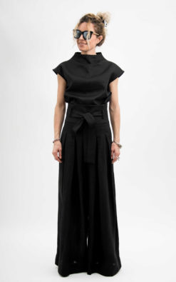 Black linen crop top avant garde clothing, Linen blouse women short sleeve, Womens linen top, Goth shirt for women