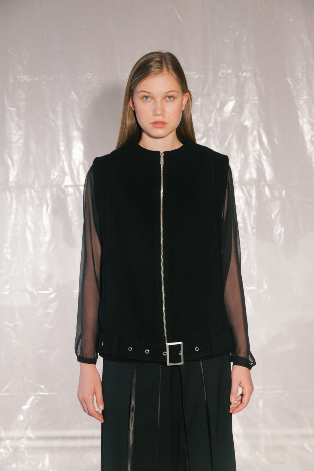 Sleeveless Vest With Zipper ALLSEAMS